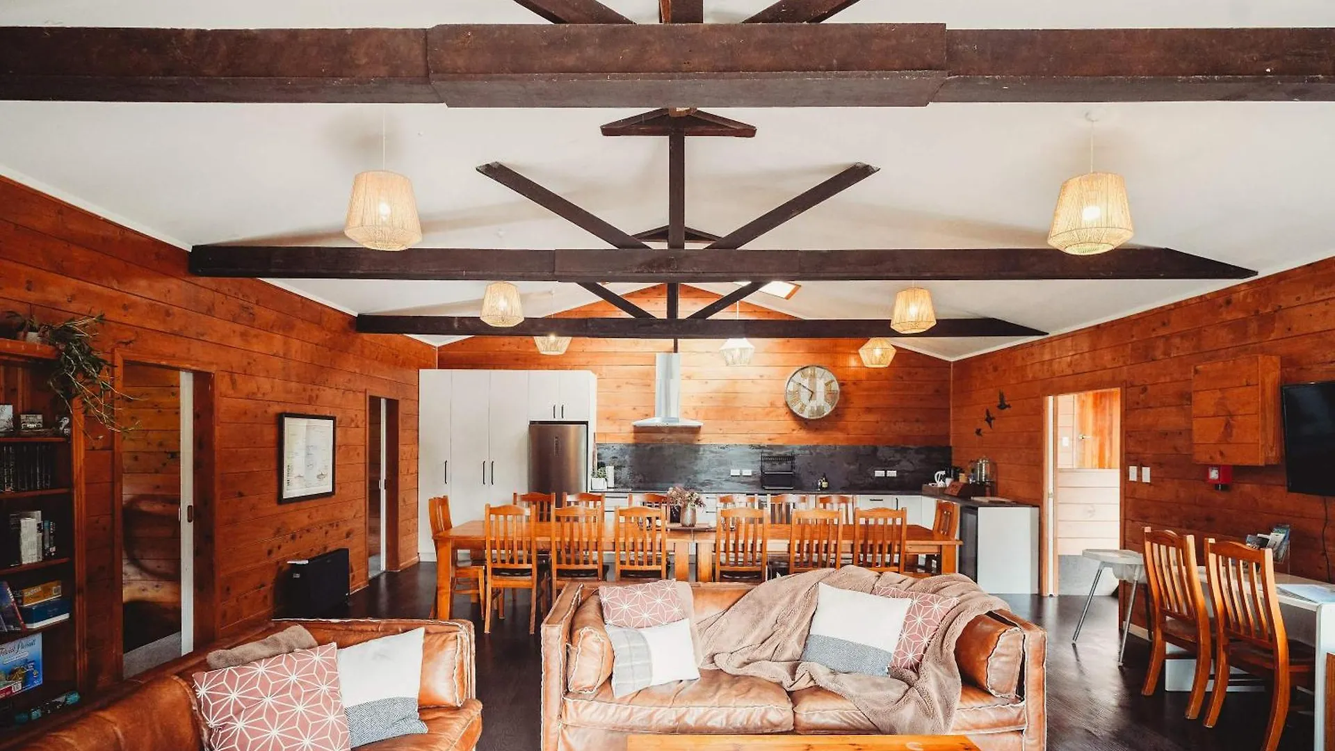 Paradise Valley Lodge - Exclusive Lodge Rotorua Holiday home